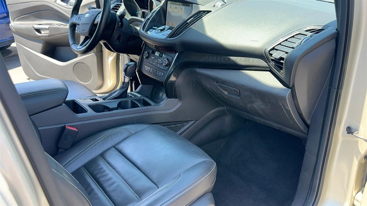 Ford Escape Titanium FWD 2017