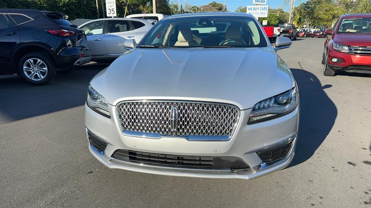 Lincoln MKZ Hybrid Reserve II FWD 2019