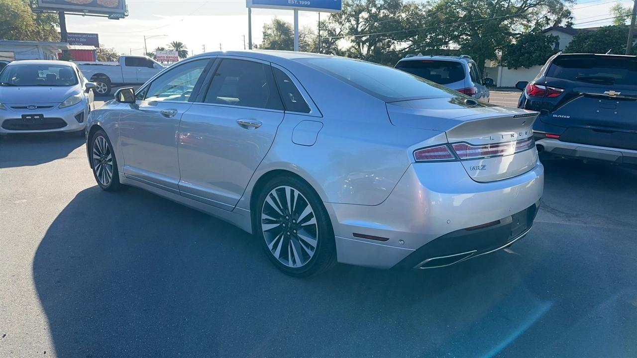 Lincoln MKZ Hybrid Reserve II FWD 2019