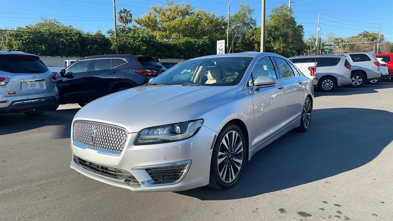 Lincoln MKZ Hybrid Reserve II FWD 2019