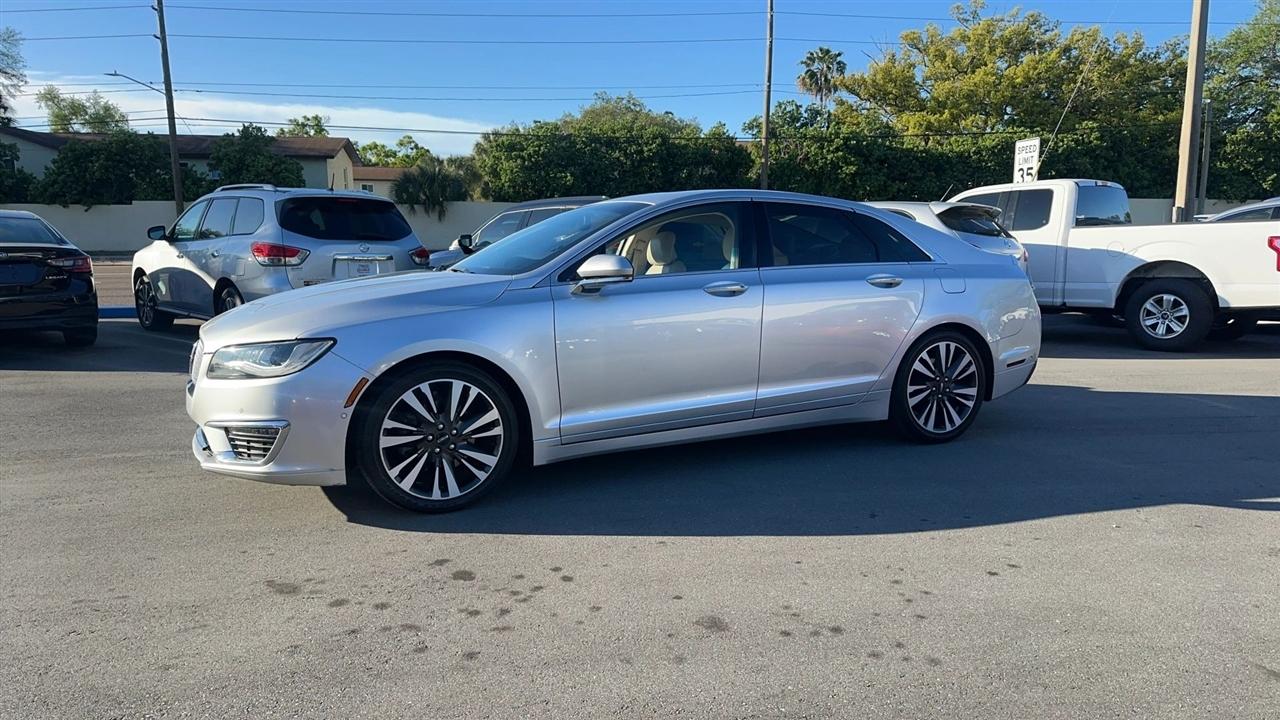 Lincoln MKZ Hybrid Reserve II FWD 2019