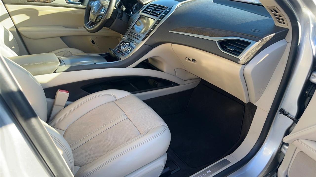 Lincoln MKZ Hybrid Reserve II FWD 2019