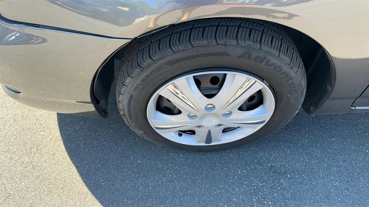 Toyota Corolla 4dr Sdn Auto CE (Natl) 2007