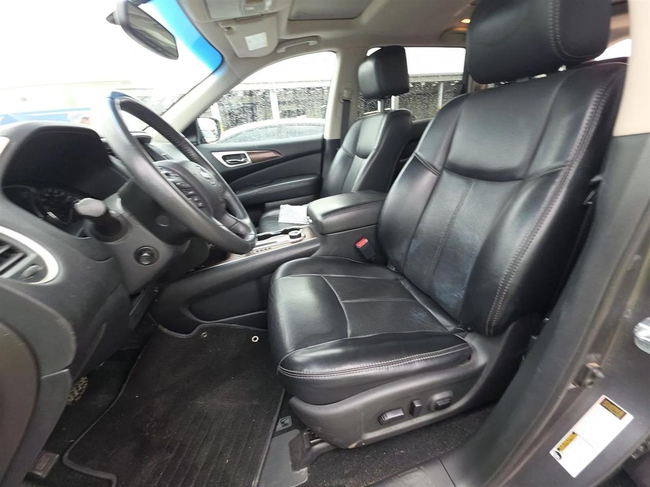 Nissan Pathfinder 4x4 Platinum 2017