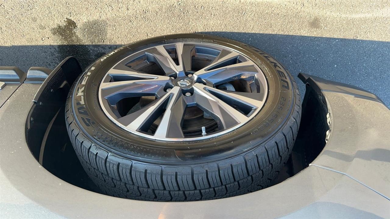 Nissan Pathfinder 4x4 Platinum 2017