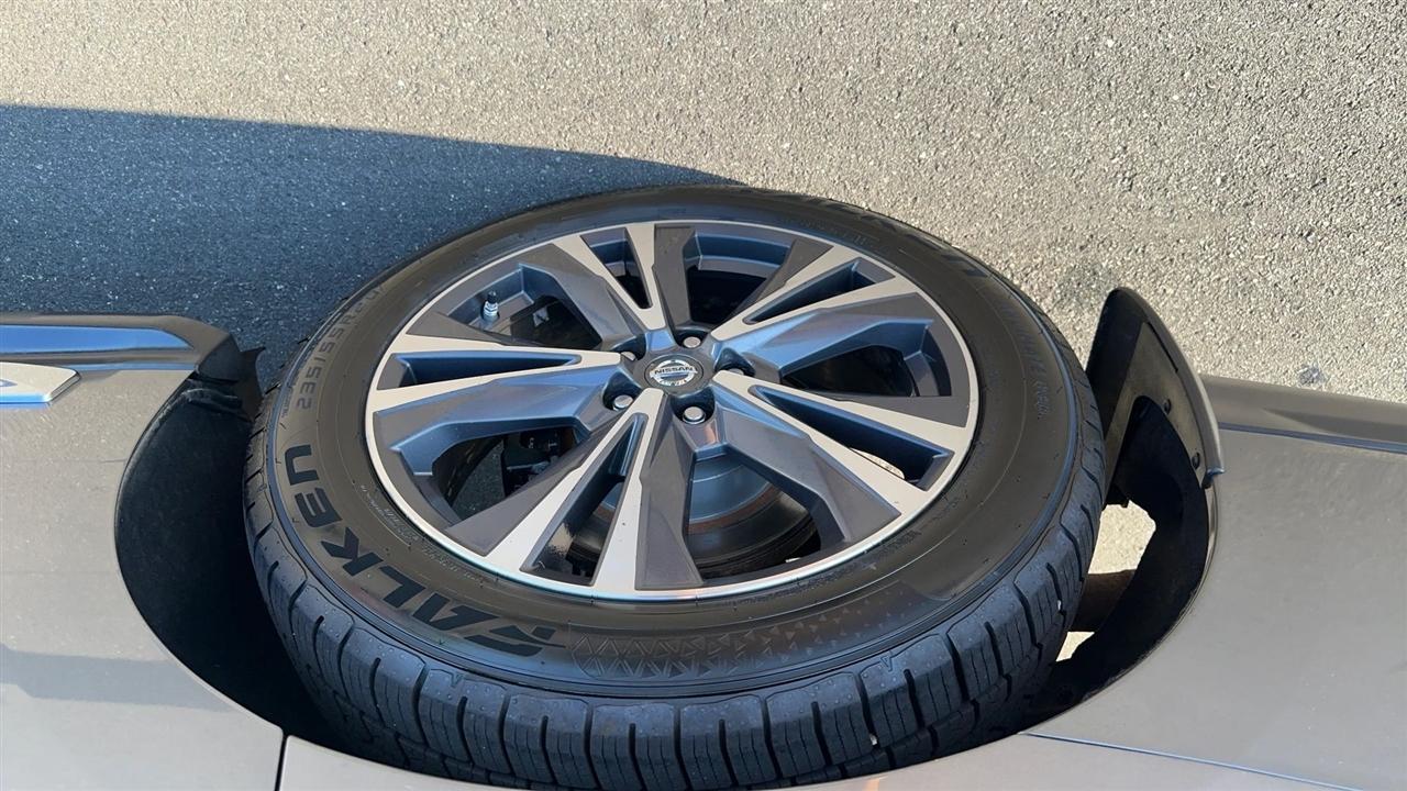 Nissan Pathfinder 4x4 Platinum 2017