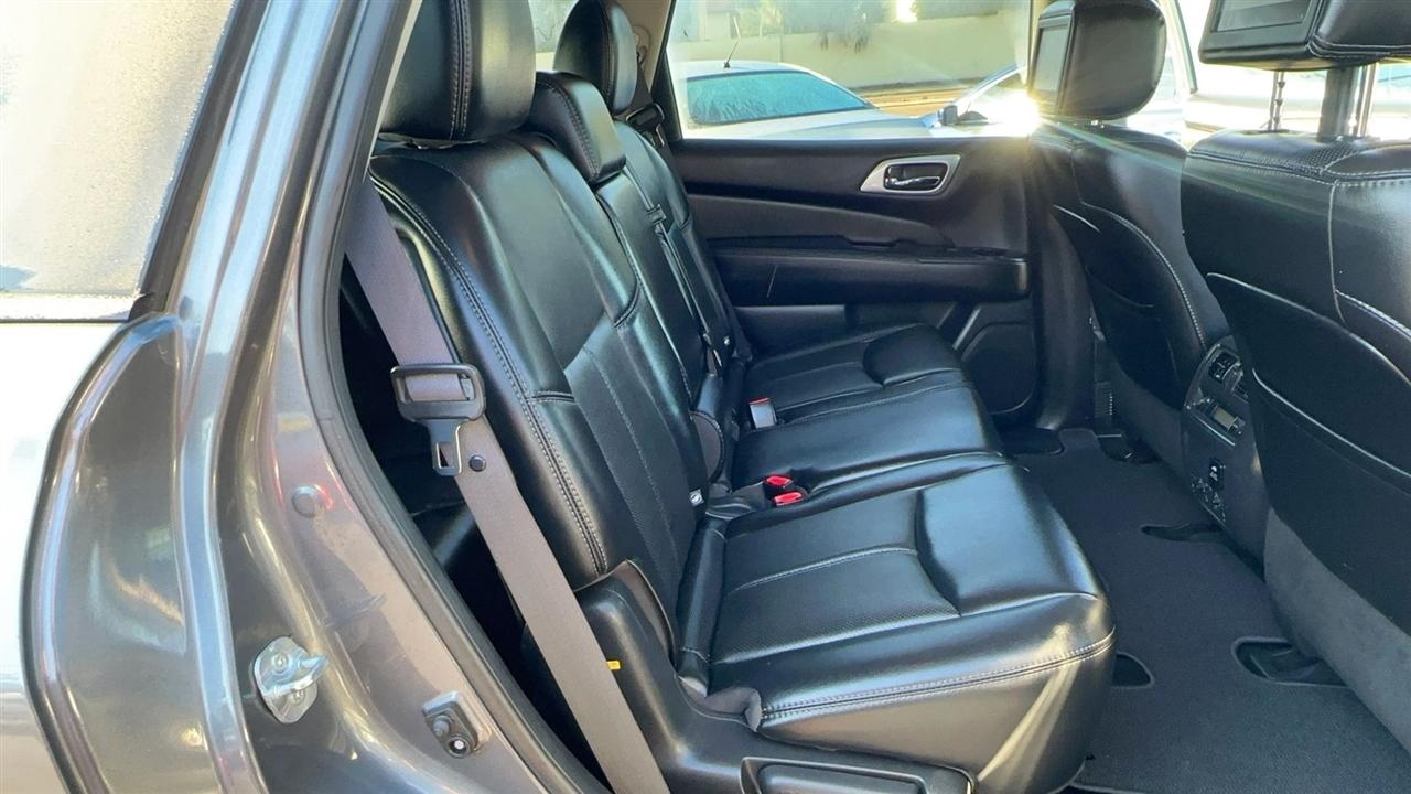 Nissan Pathfinder 4x4 Platinum 2017