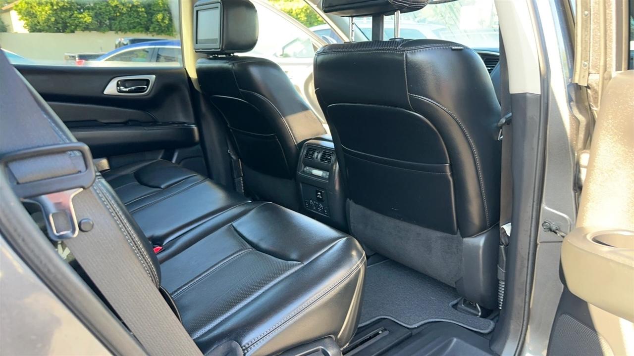 Nissan Pathfinder 4x4 Platinum 2017