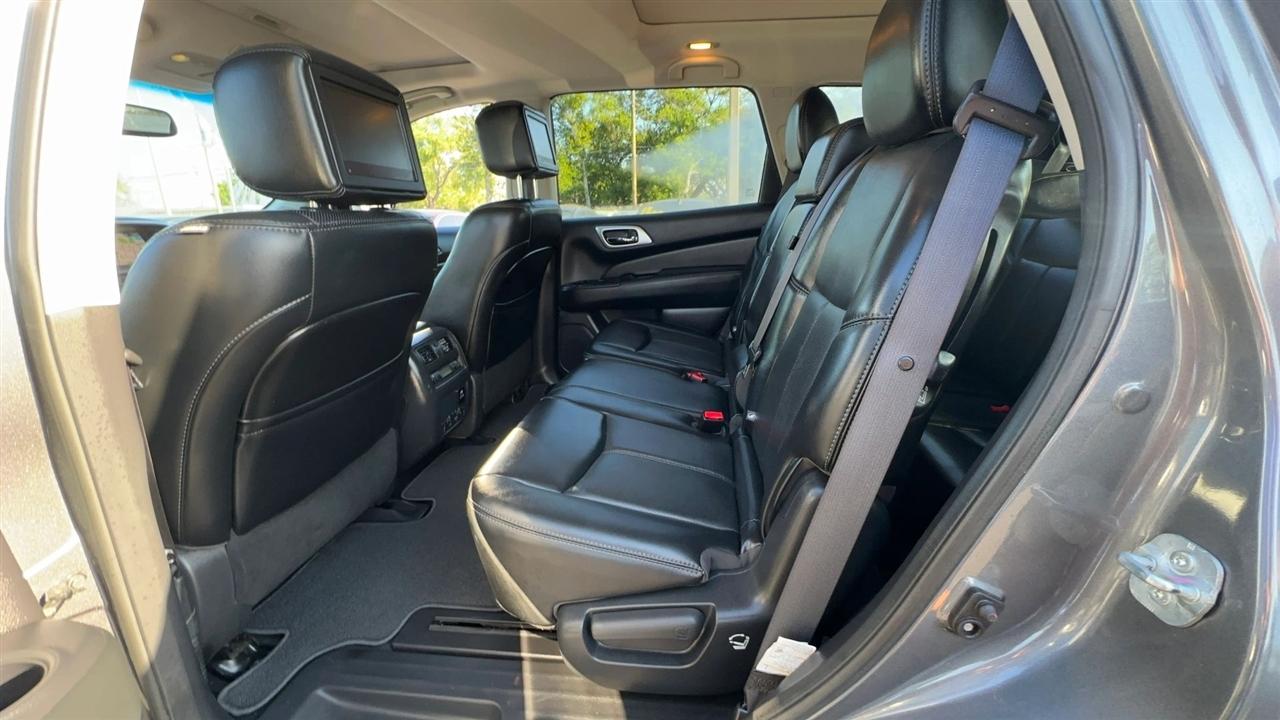 Nissan Pathfinder 4x4 Platinum 2017