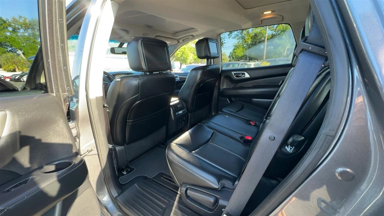 Nissan Pathfinder 4x4 Platinum 2017