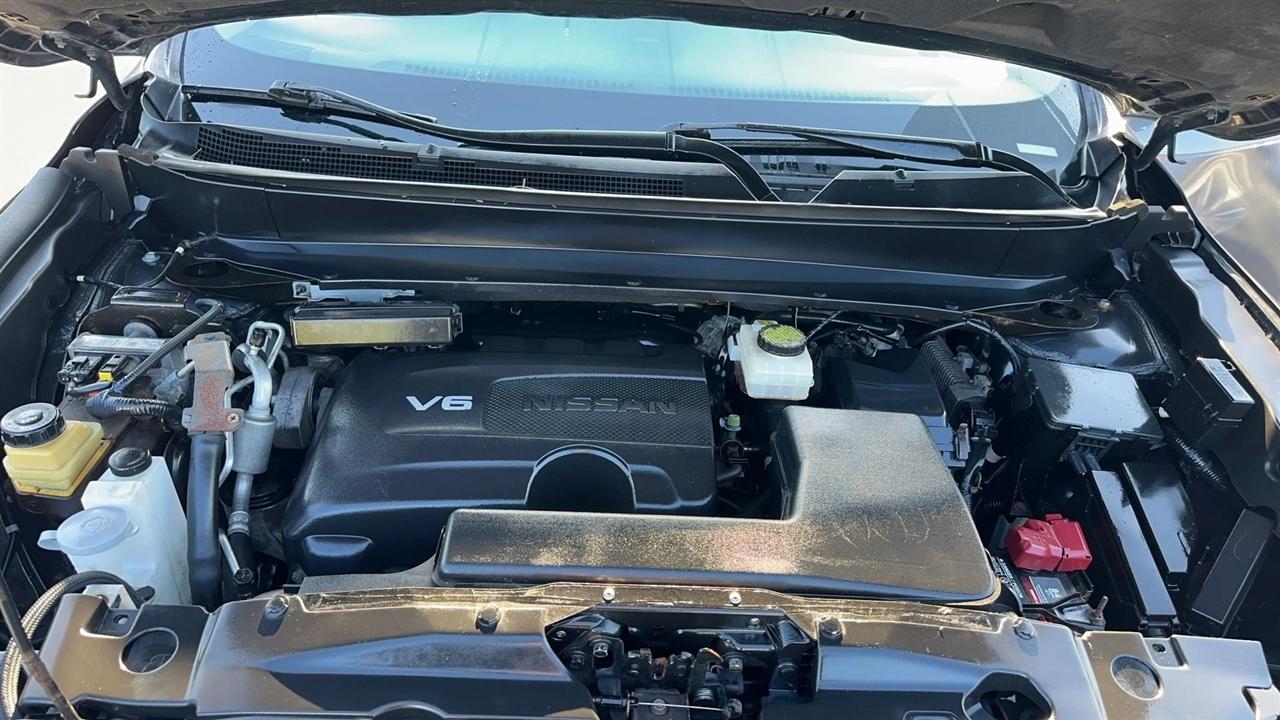 Nissan Pathfinder 4x4 Platinum 2017