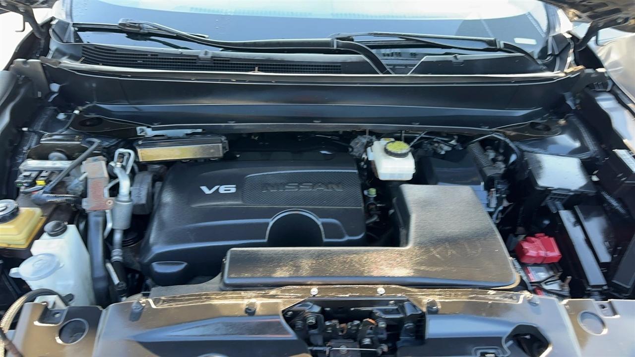 Nissan Pathfinder 4x4 Platinum 2017