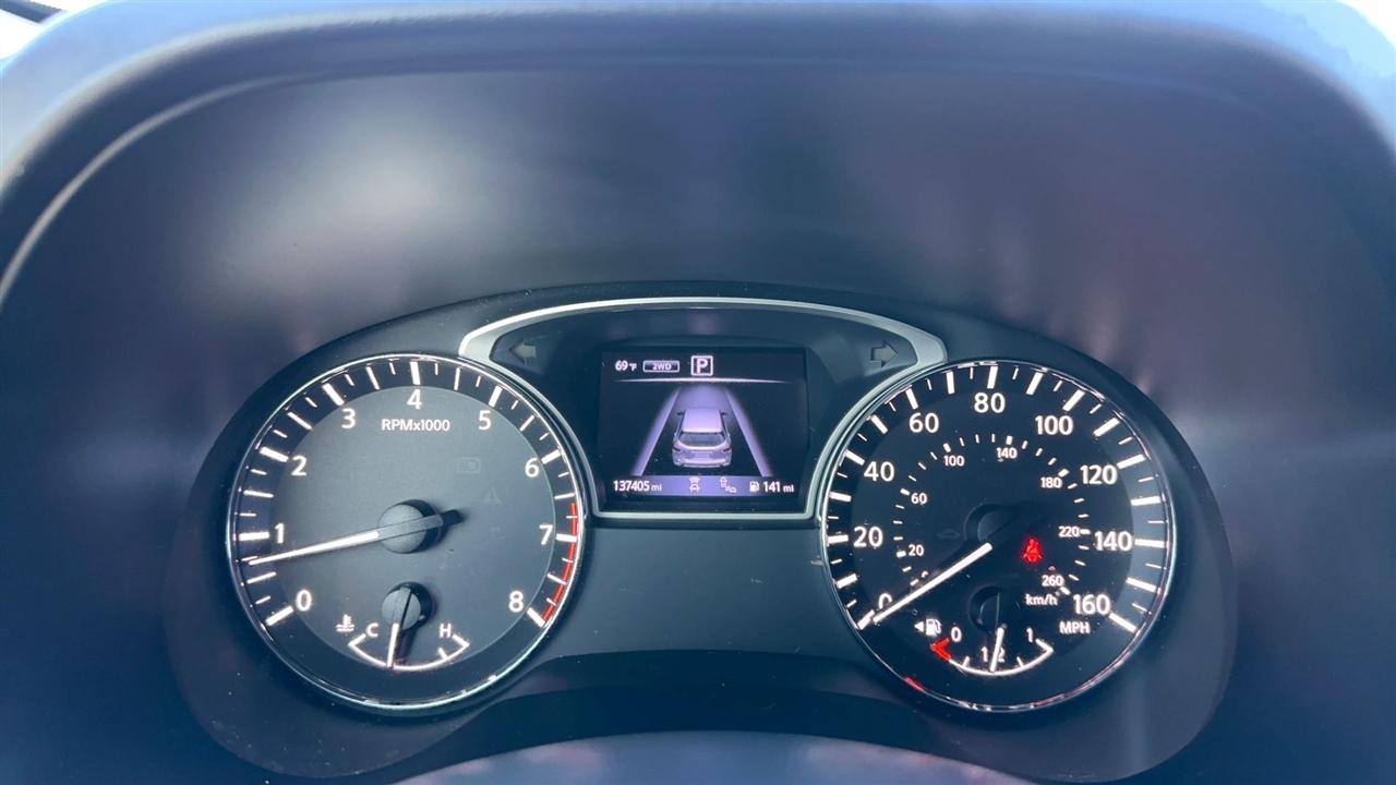 Nissan Pathfinder 4x4 Platinum 2017