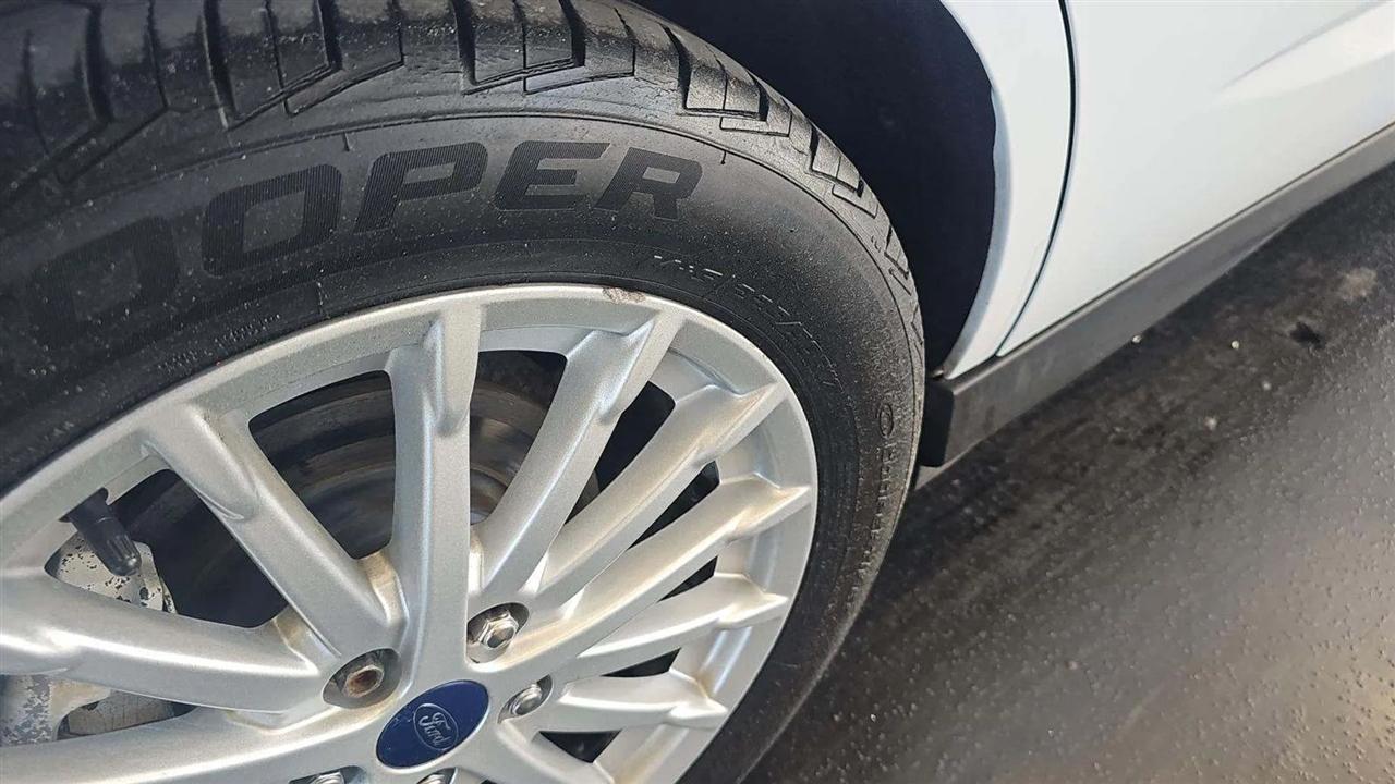 Ford C-Max Hybrid 5dr HB SEL 2016