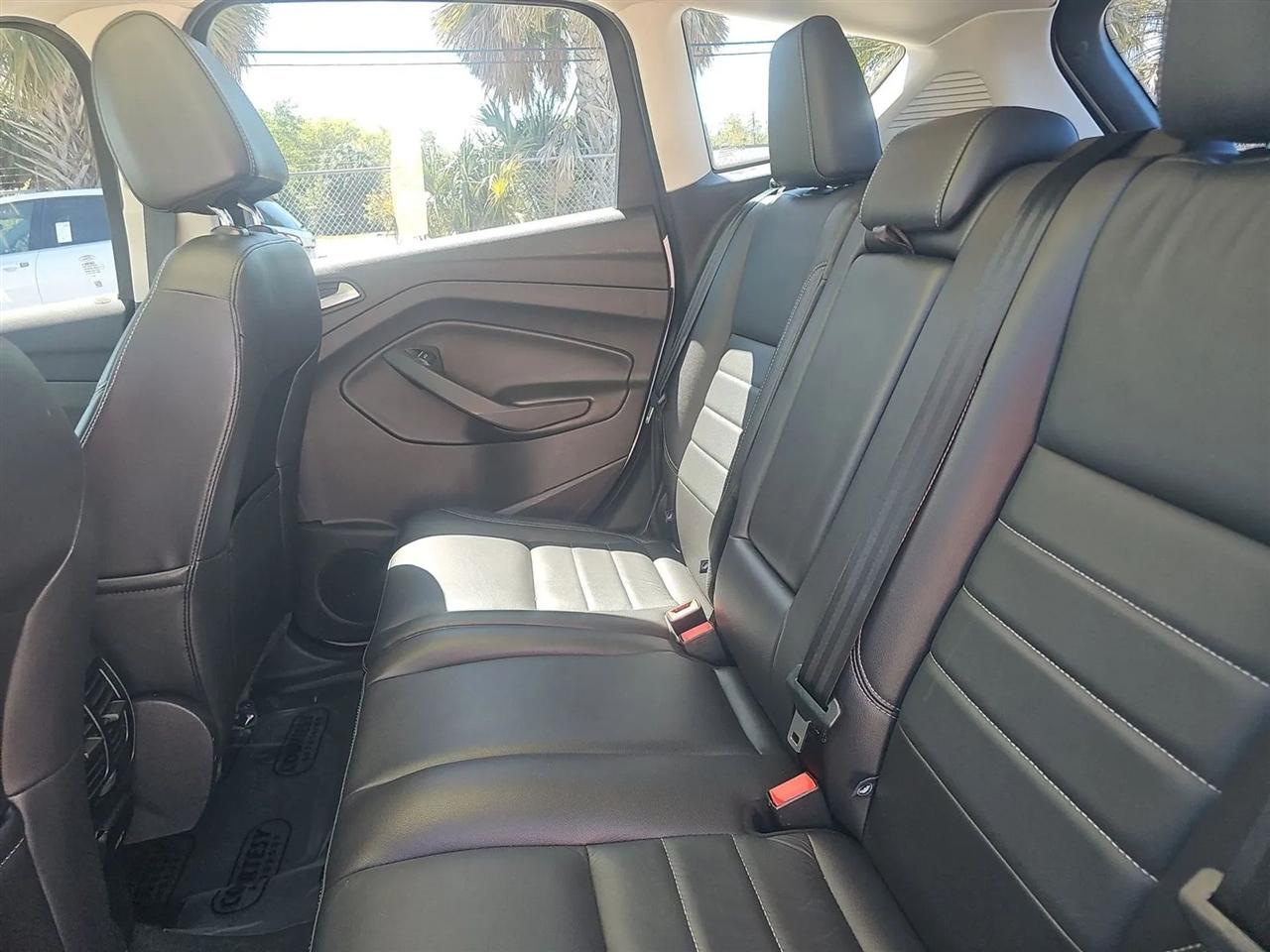 Ford C-Max Hybrid 5dr HB SEL 2016