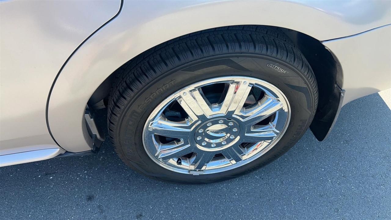 Mercury Montego 4dr Sdn Premier 2WD 2007