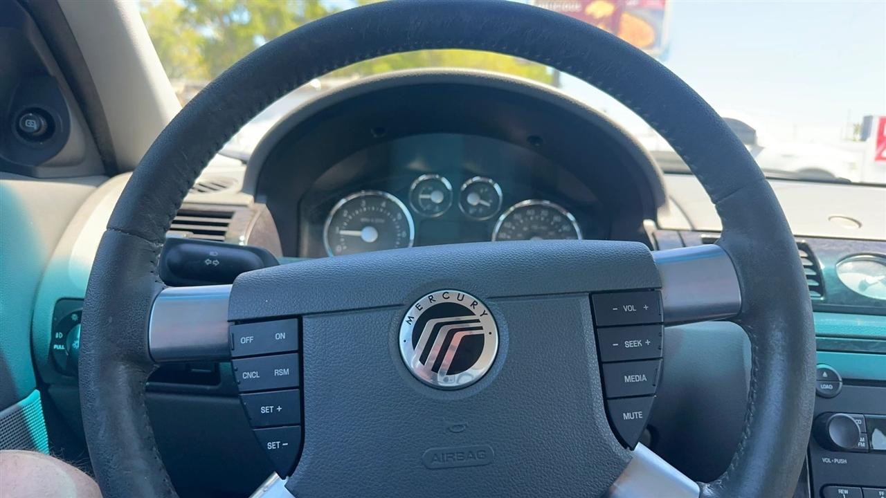 Mercury Montego 4dr Sdn Premier 2WD 2007