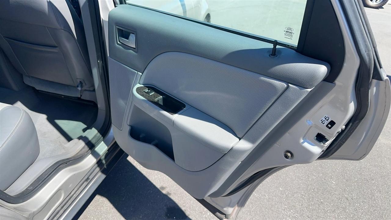 Mercury Montego 4dr Sdn Premier 2WD 2007