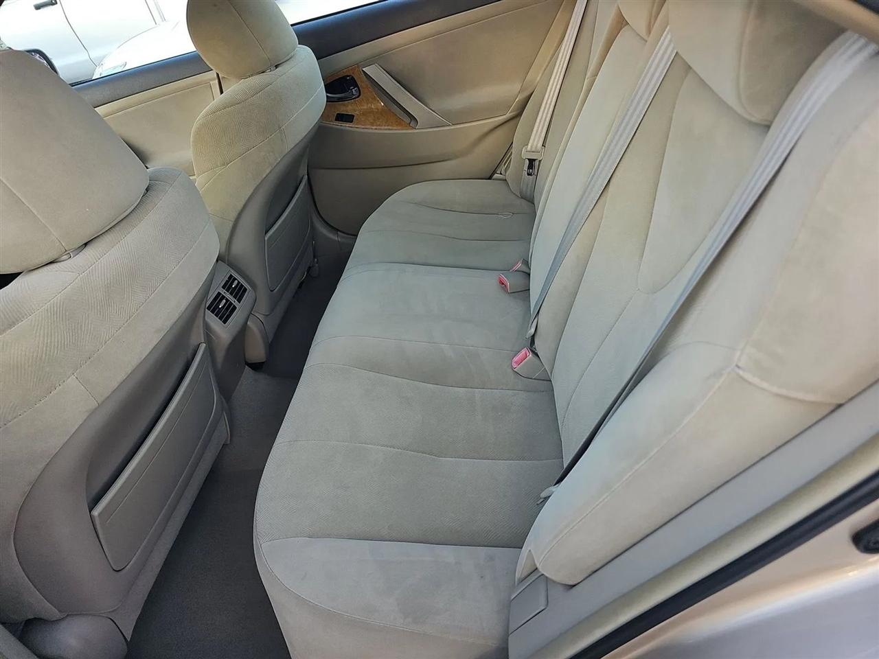 Toyota Camry 4dr Sdn I4 Auto XLE (Natl) 2007