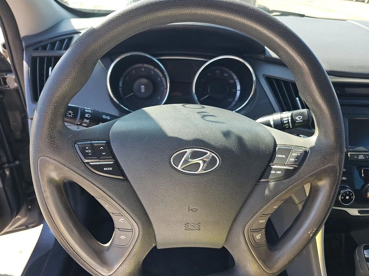 Hyundai Sonata 4dr Sdn 2.4L Auto GLS 2014