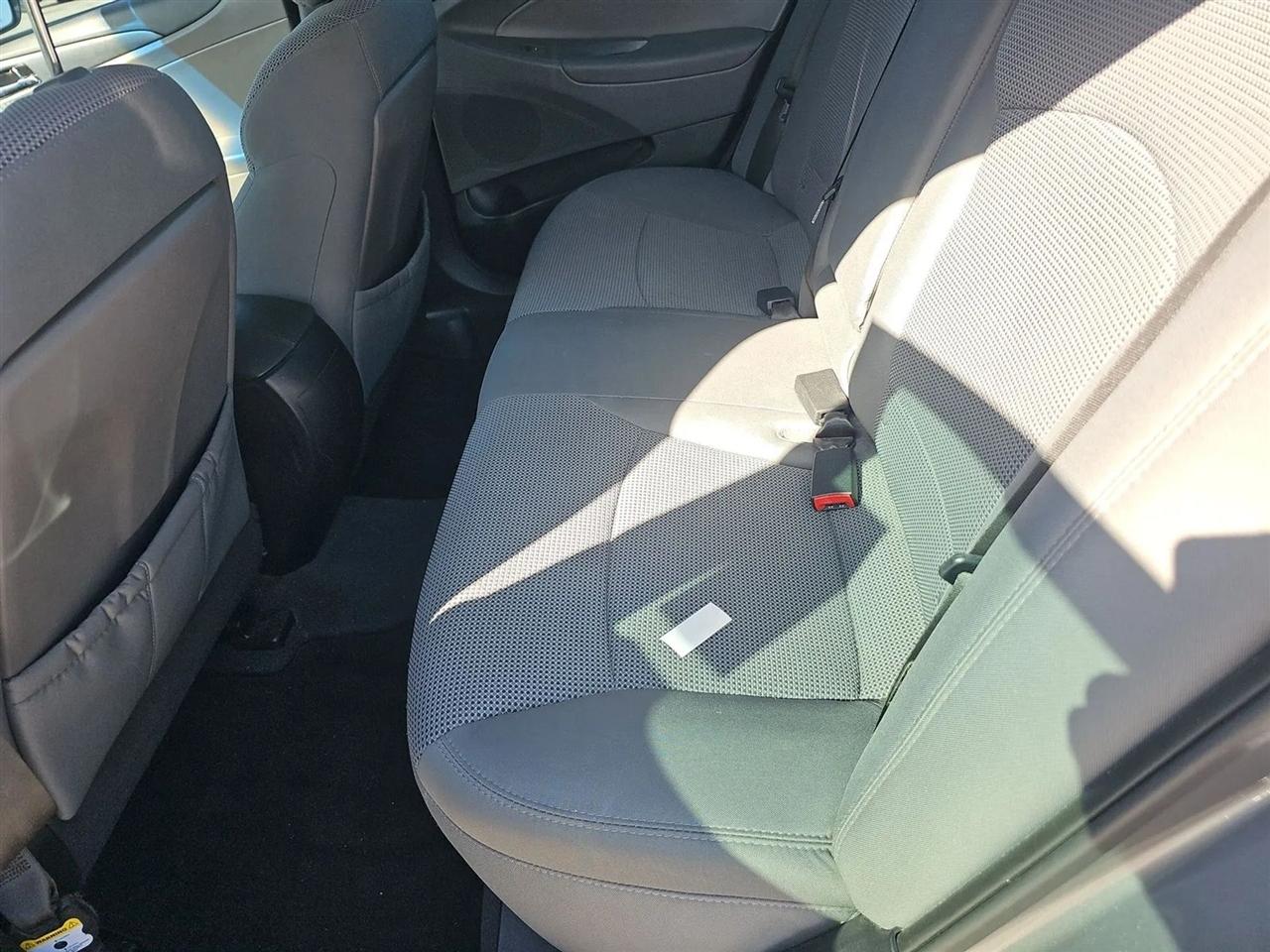 Hyundai Sonata 4dr Sdn 2.4L Auto GLS 2014