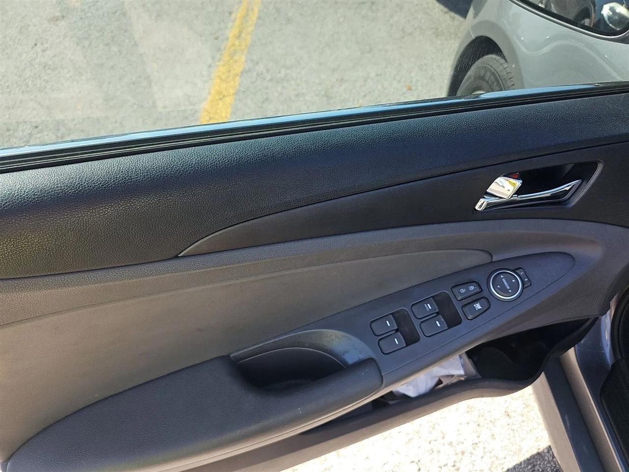 Hyundai Sonata 4dr Sdn 2.4L Auto GLS 2014