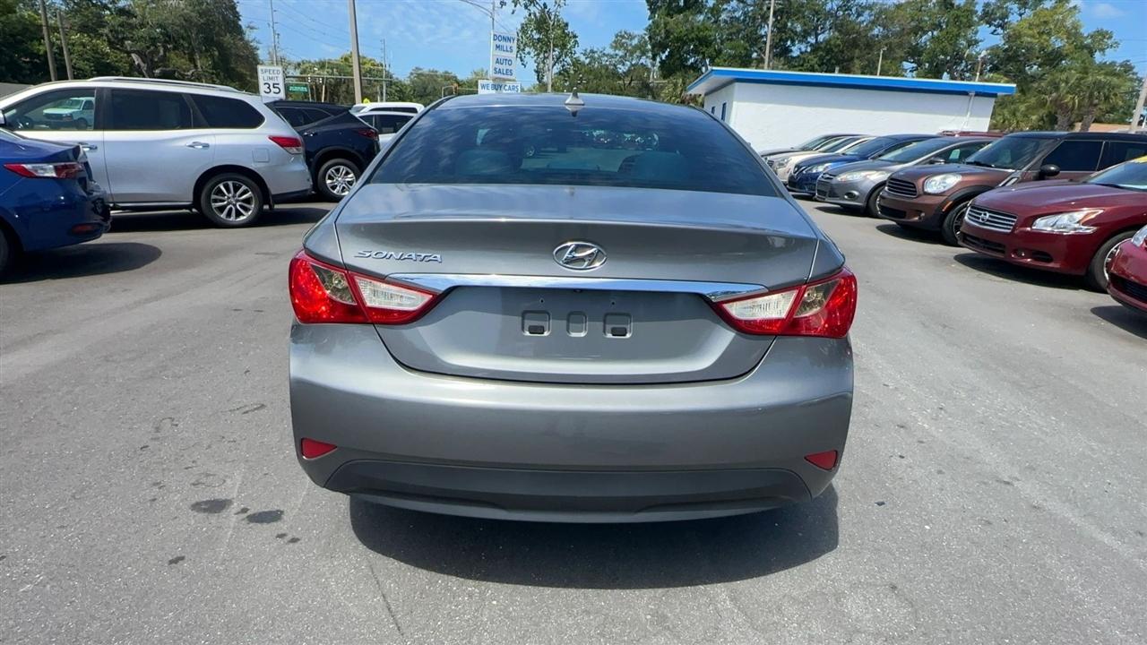 Hyundai Sonata 4dr Sdn 2.4L Auto GLS 2014