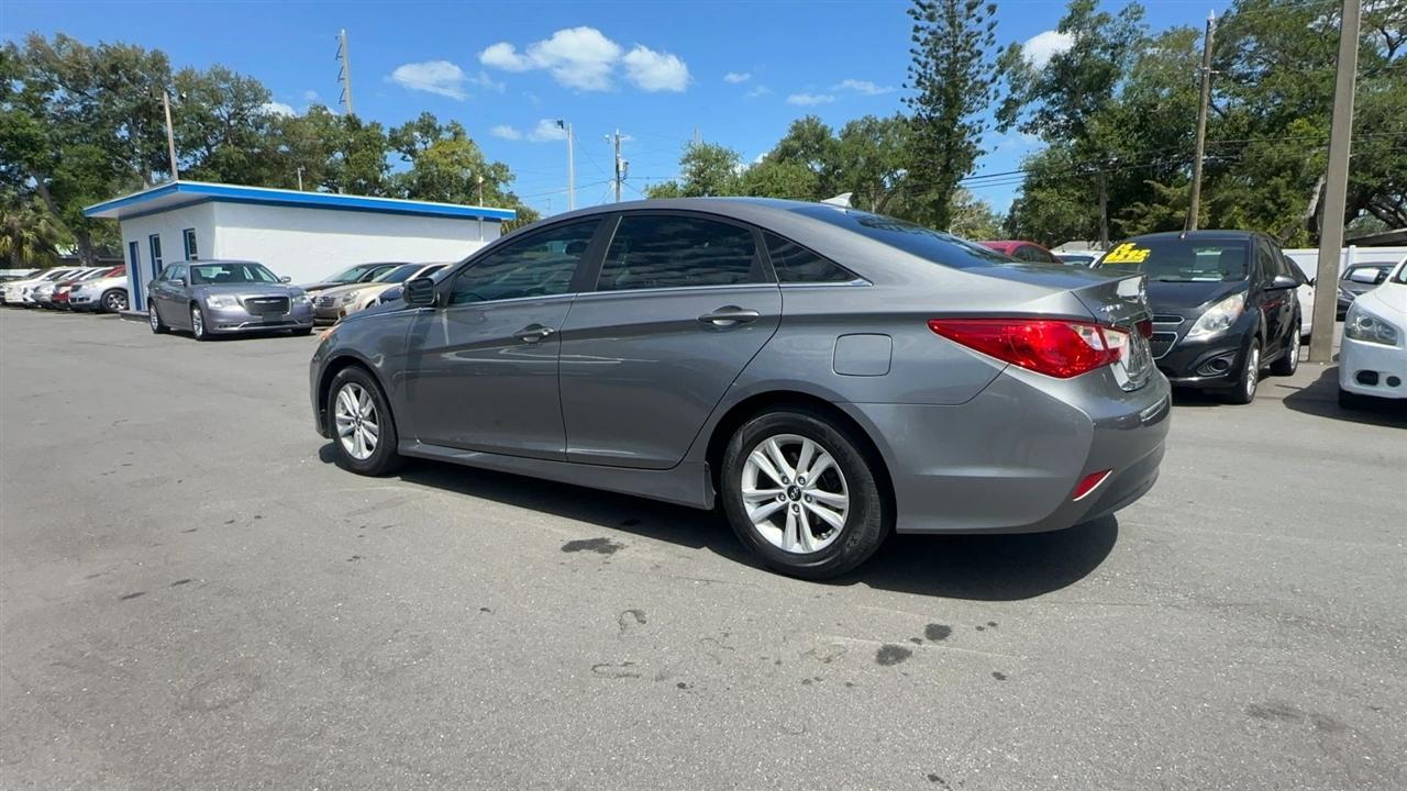 Hyundai Sonata 4dr Sdn 2.4L Auto GLS 2014