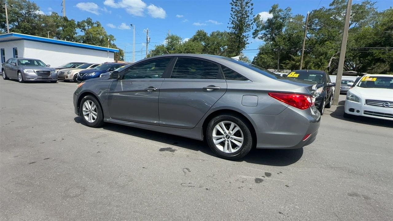 Hyundai Sonata 4dr Sdn 2.4L Auto GLS 2014