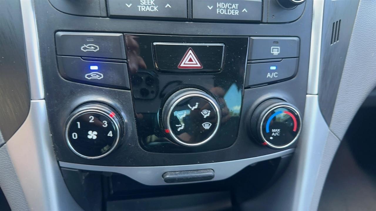 Hyundai Sonata 4dr Sdn 2.4L Auto GLS 2014