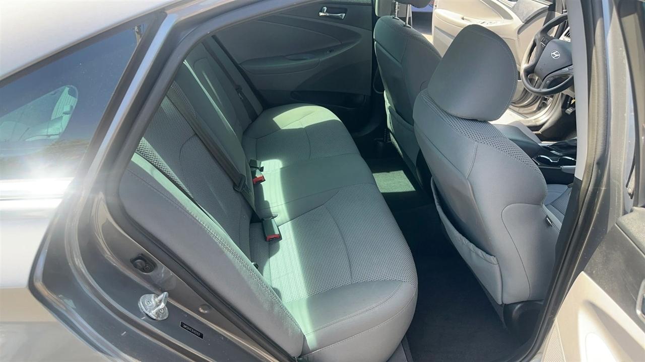 Hyundai Sonata 4dr Sdn 2.4L Auto GLS 2014