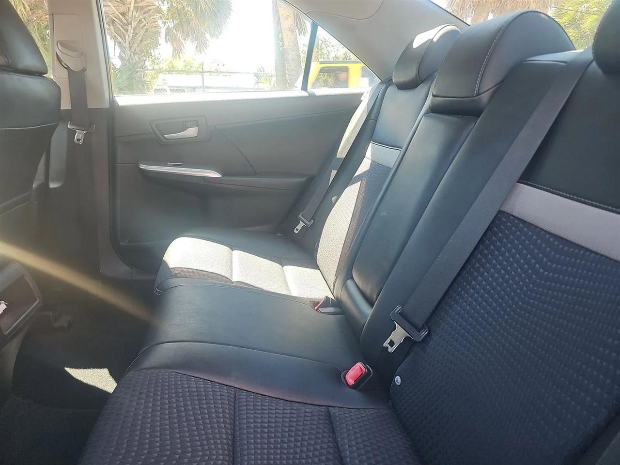 Toyota Camry 4dr Sdn I4 Auto SE Sport Limited Edition (Natl) 2012