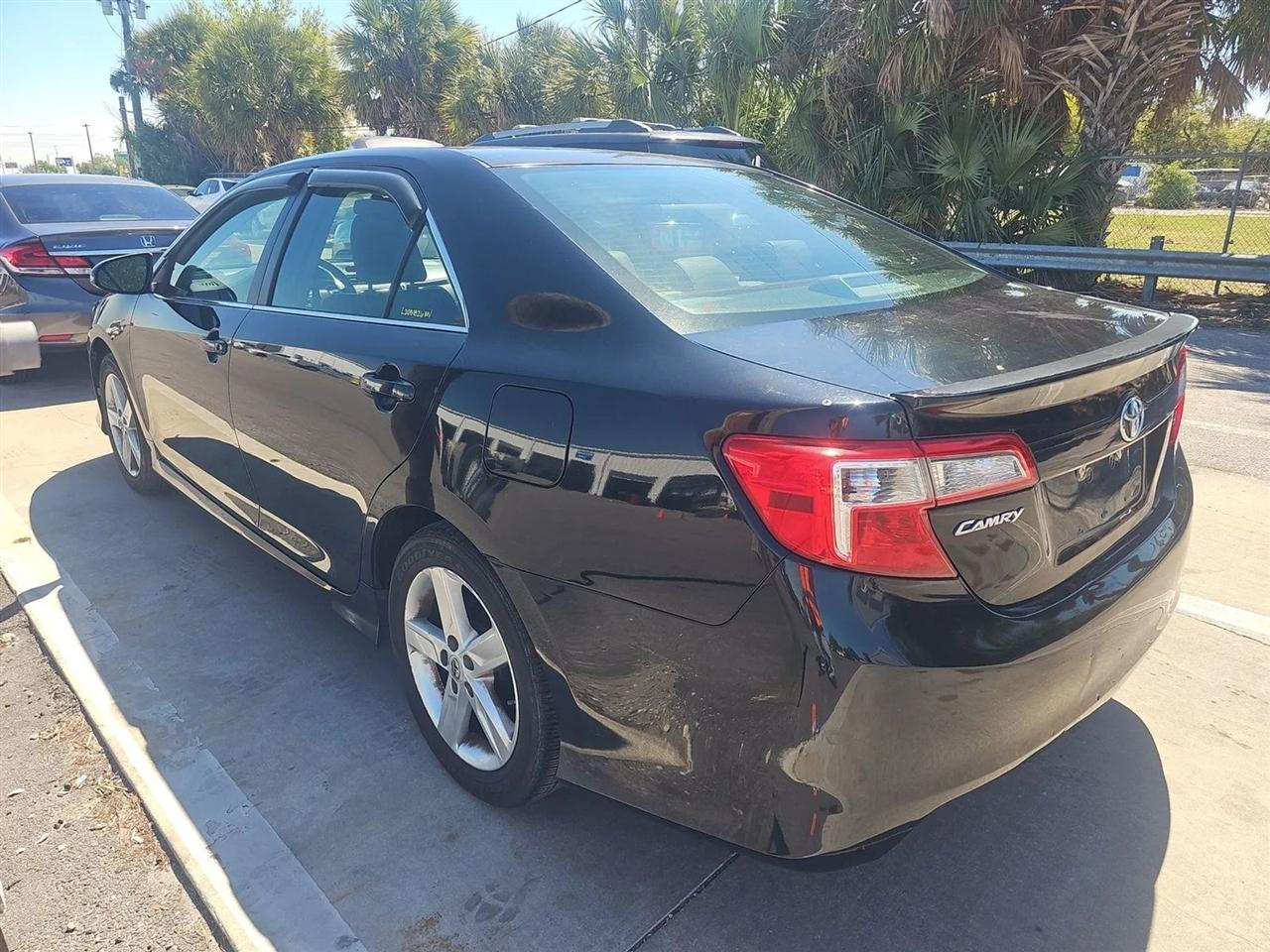 Toyota Camry 4dr Sdn I4 Auto SE Sport Limited Edition (Natl) 2012