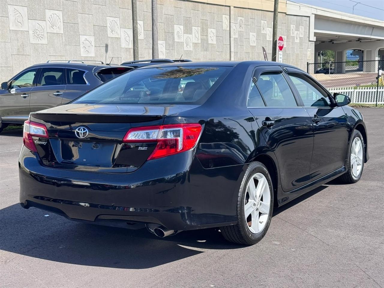 Toyota Camry 4dr Sdn I4 Auto SE Sport Limited Edition (Natl) 2012