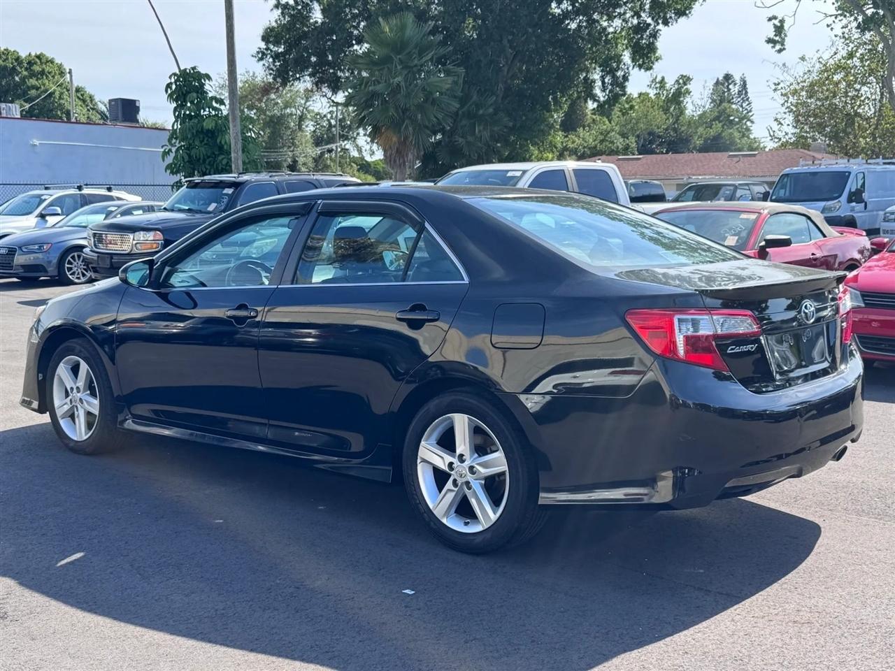 Toyota Camry 4dr Sdn I4 Auto SE Sport Limited Edition (Natl) 2012