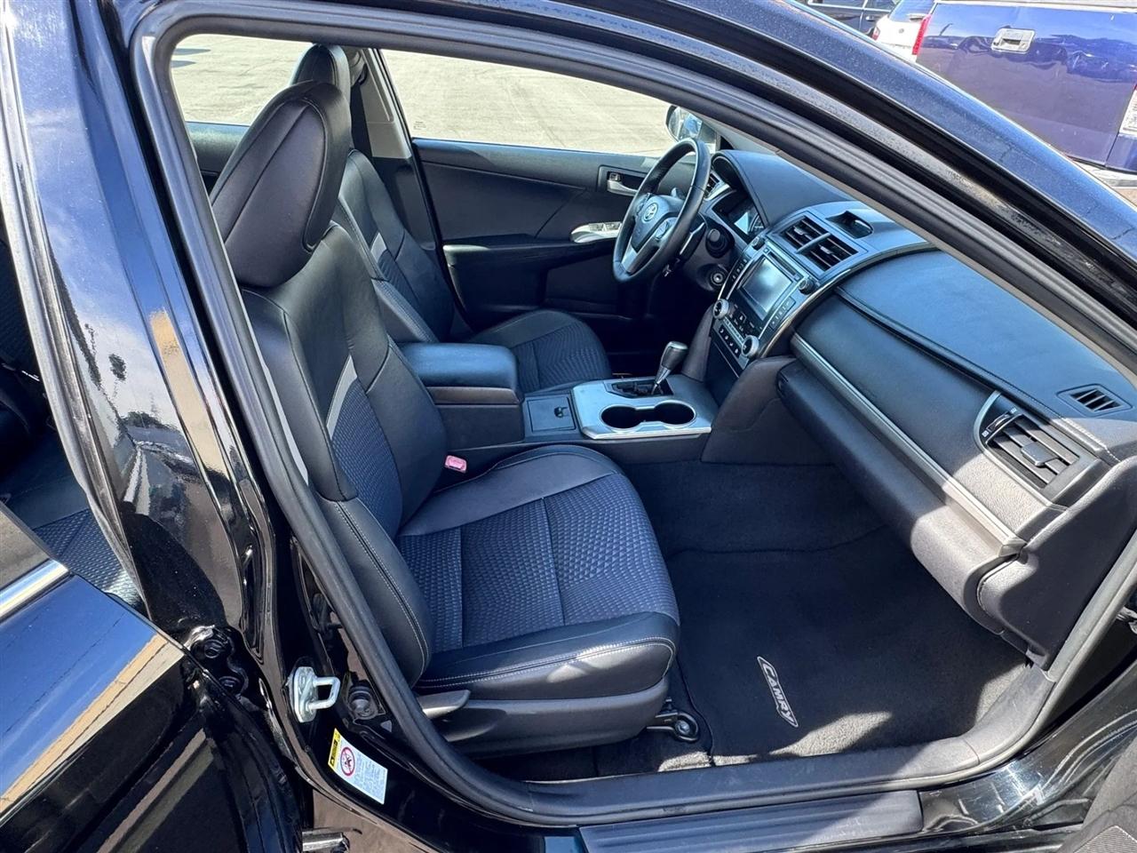 Toyota Camry 4dr Sdn I4 Auto SE Sport Limited Edition (Natl) 2012