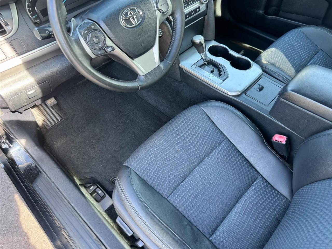 Toyota Camry 4dr Sdn I4 Auto SE Sport Limited Edition (Natl) 2012
