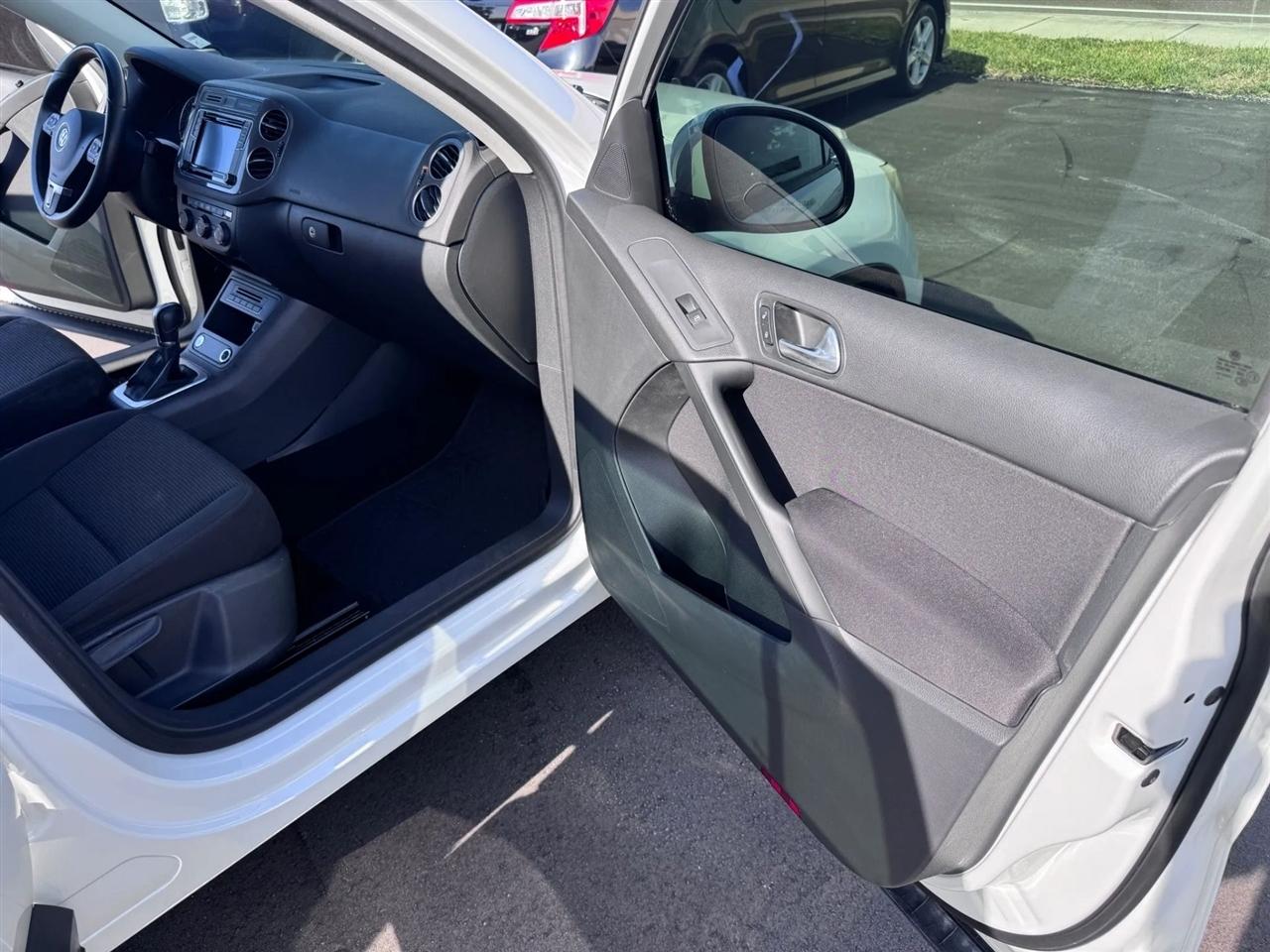 Volkswagen Tiguan 2.0T S FWD 2017
