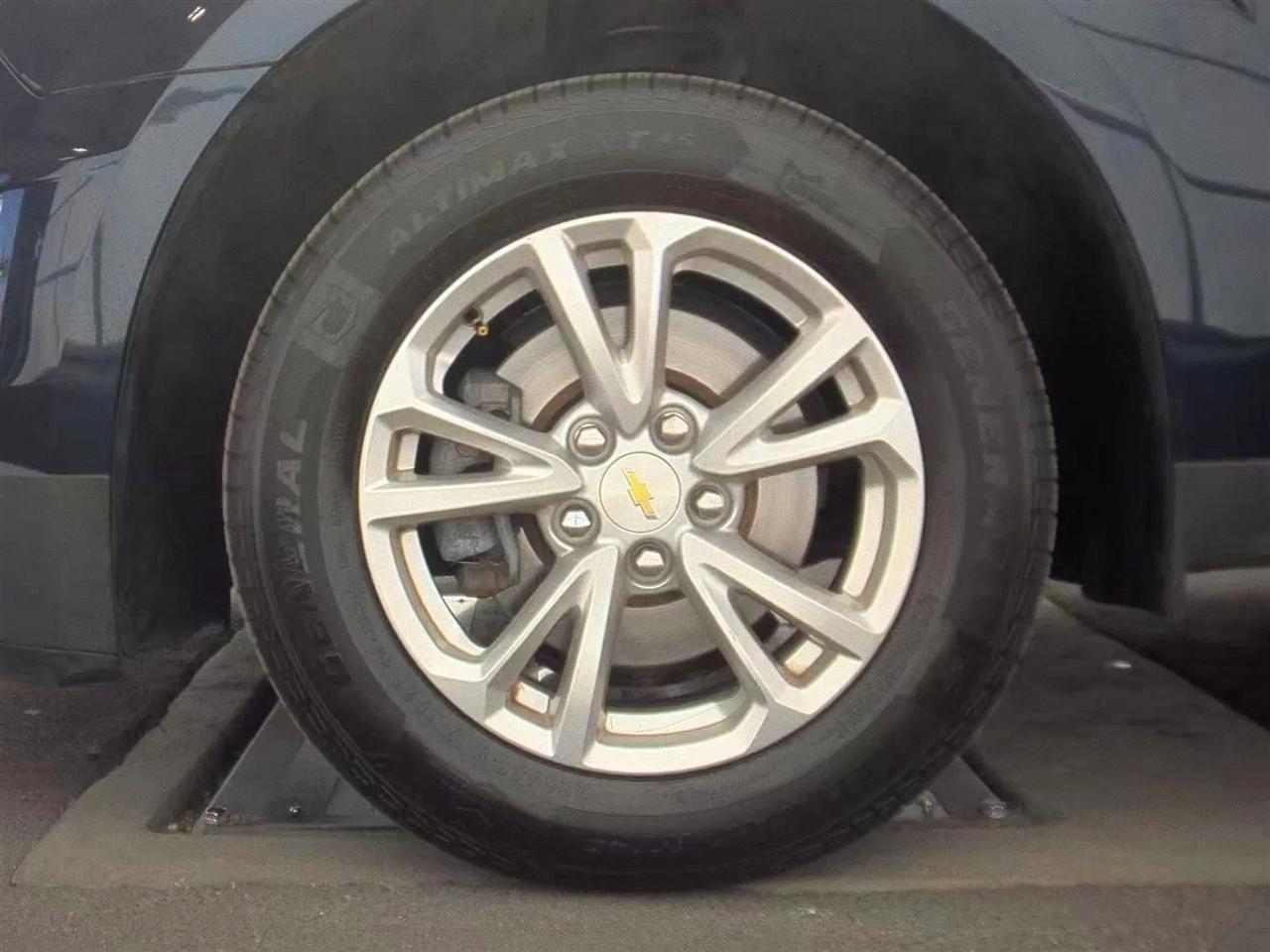 Chevrolet Equinox FWD 4dr LT w/1LT 2017