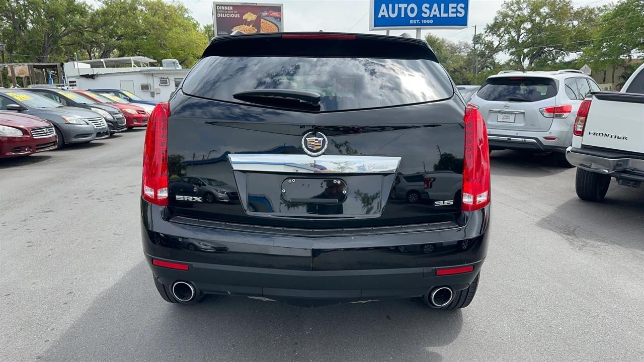 Cadillac SRX FWD 4dr Base 2012