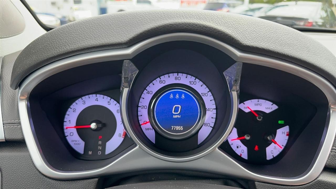 Cadillac SRX FWD 4dr Base 2012