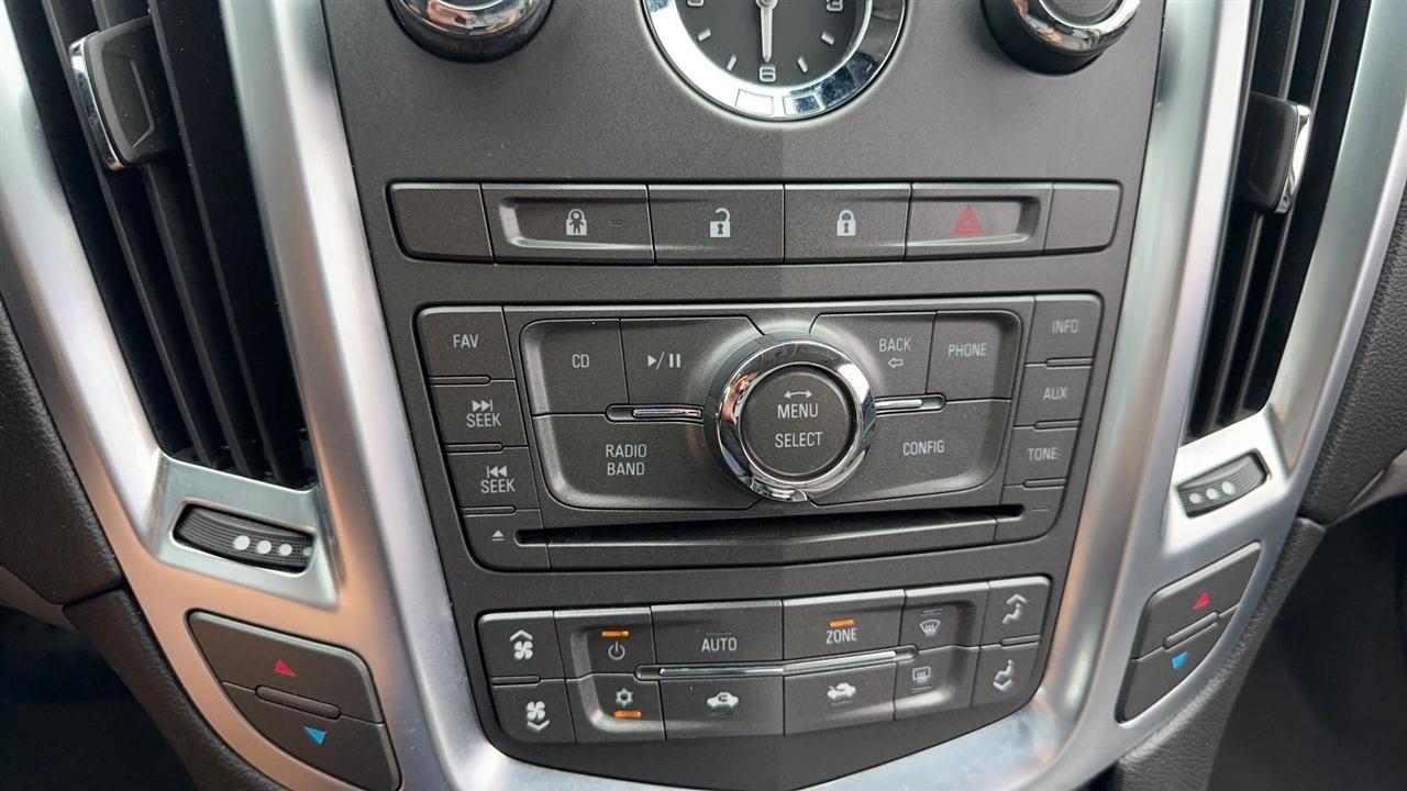 Cadillac SRX FWD 4dr Base 2012