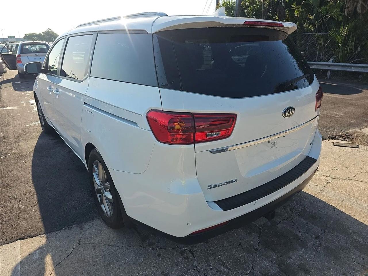 Kia Sedona EX FWD 2019