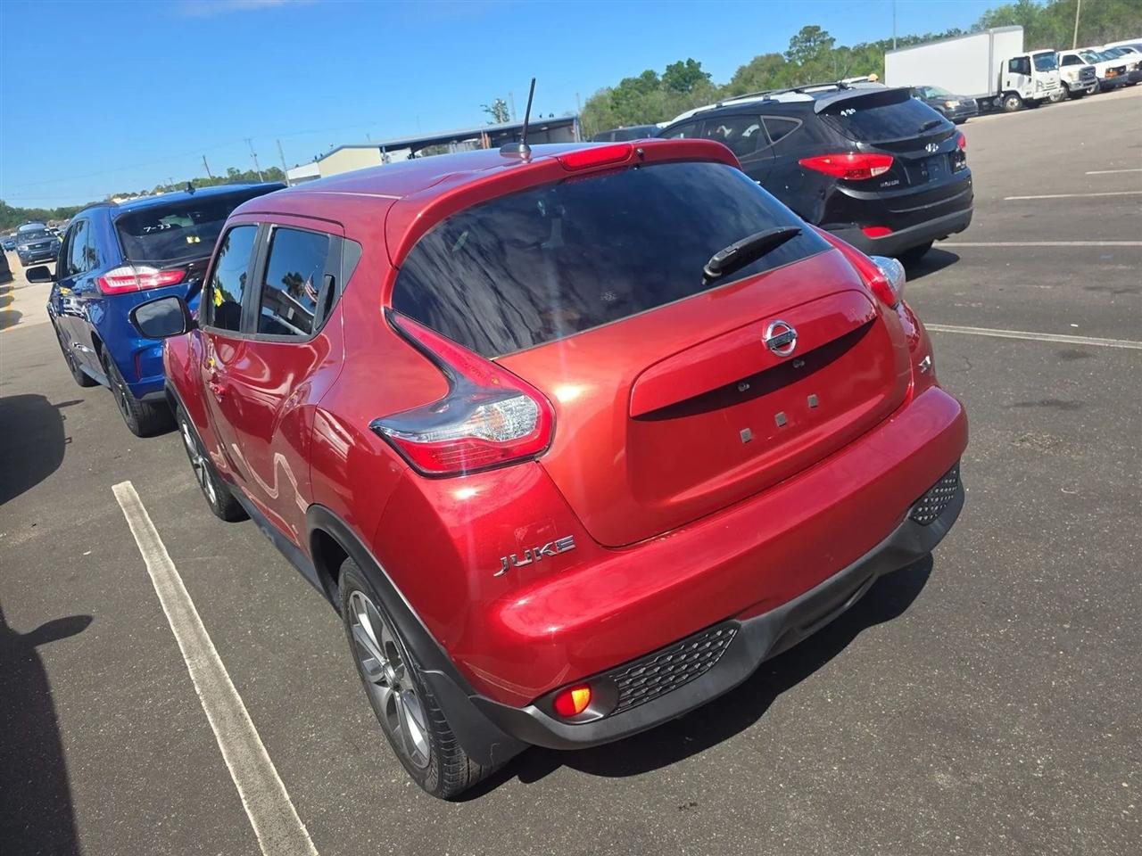 Nissan Juke FWD SV 2017