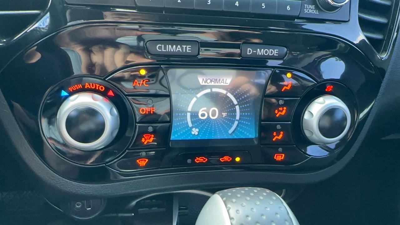 Nissan Juke FWD SV 2017