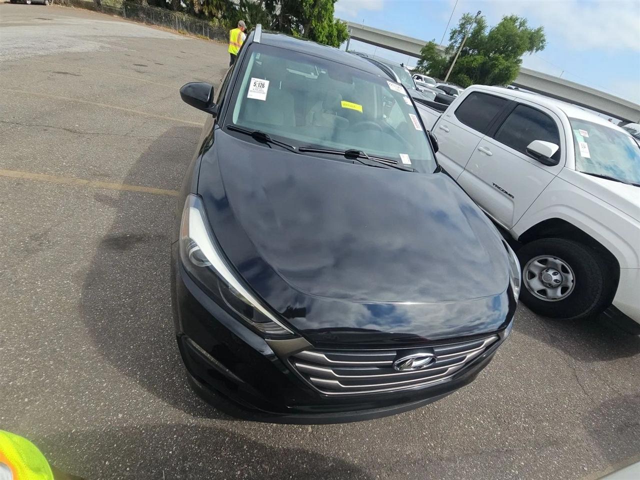 Hyundai Tucson FWD 4dr SE 2016