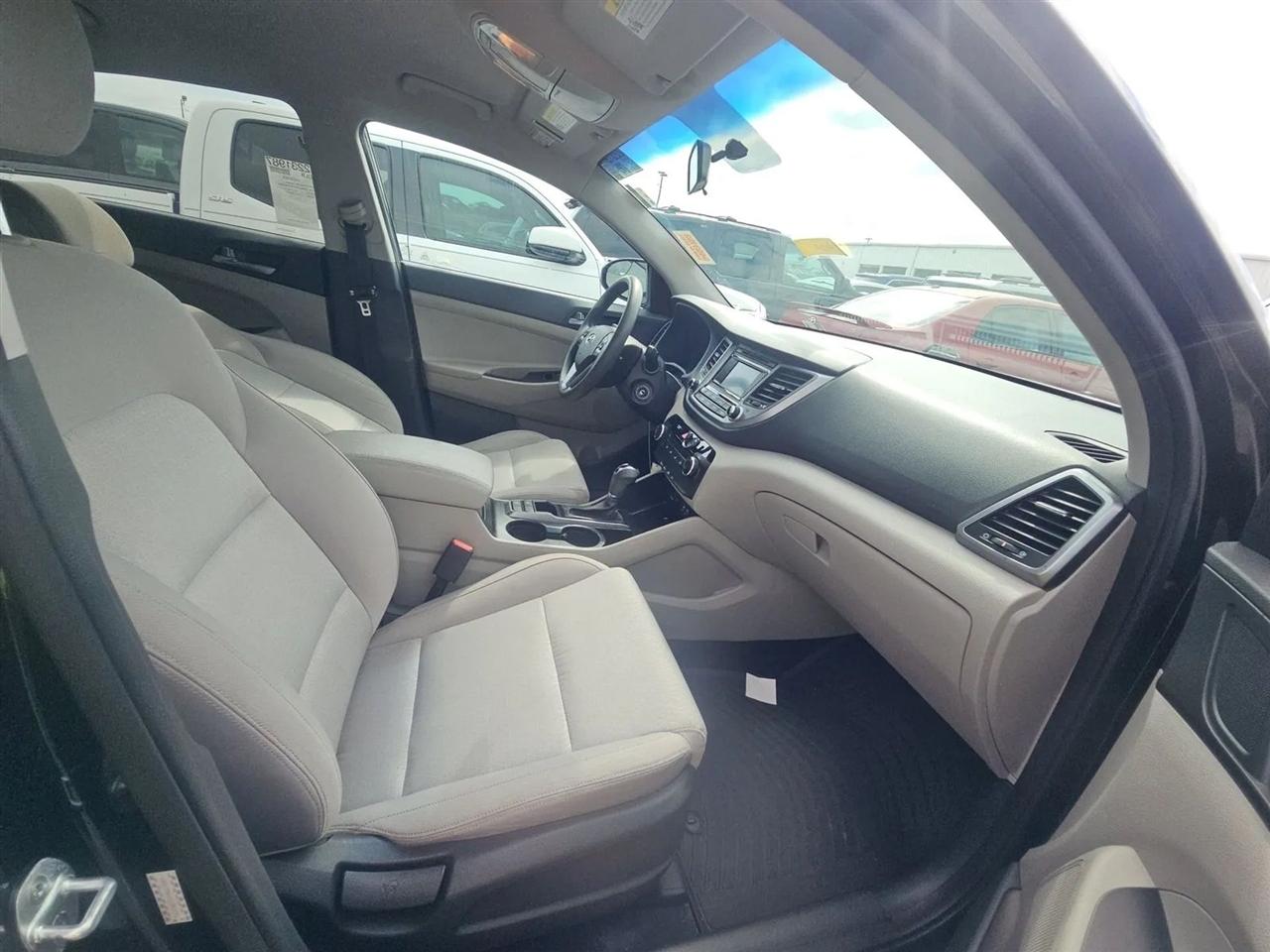 Hyundai Tucson FWD 4dr SE 2016