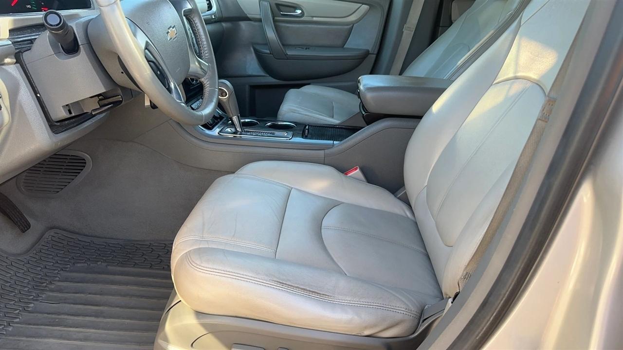 Chevrolet Traverse FWD 4dr LT w/2LT 2017