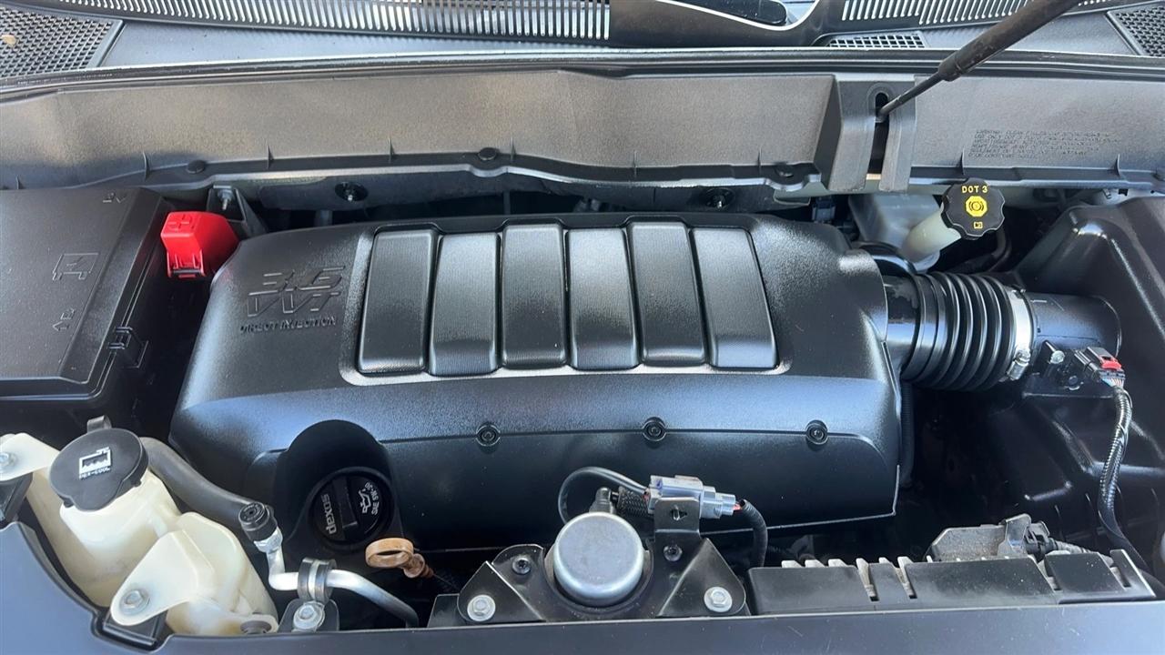 Chevrolet Traverse FWD 4dr LT w/2LT 2017