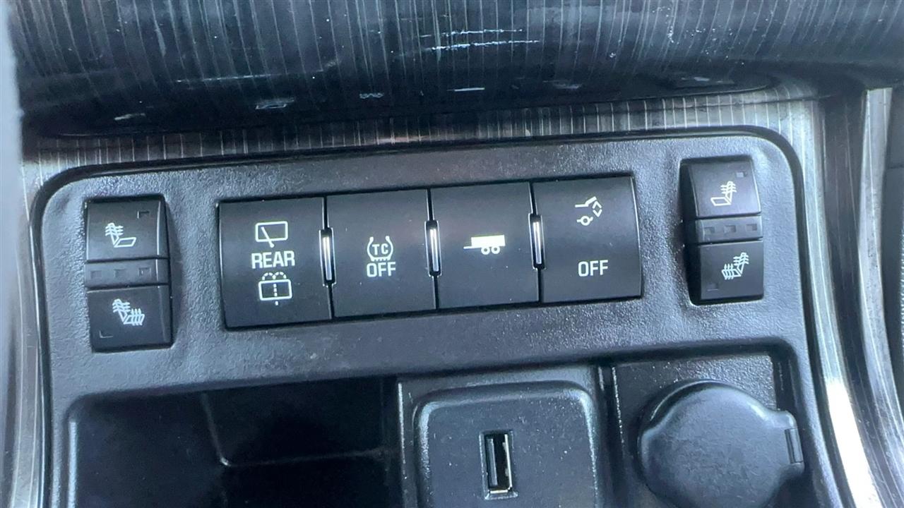 Chevrolet Traverse FWD 4dr LT w/2LT 2017